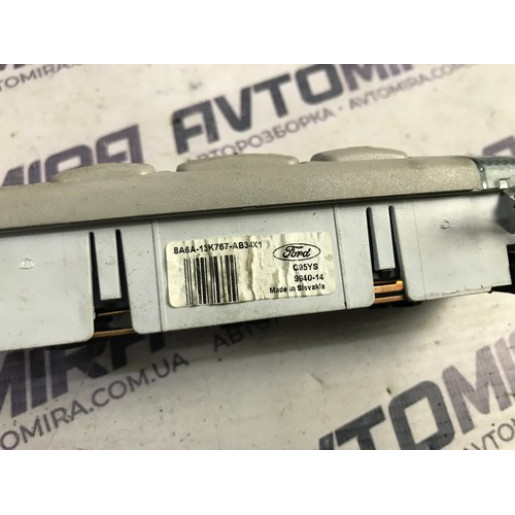 Плафон підсвітки салону Ford Focus 2 2005-2010 8A6A13K767